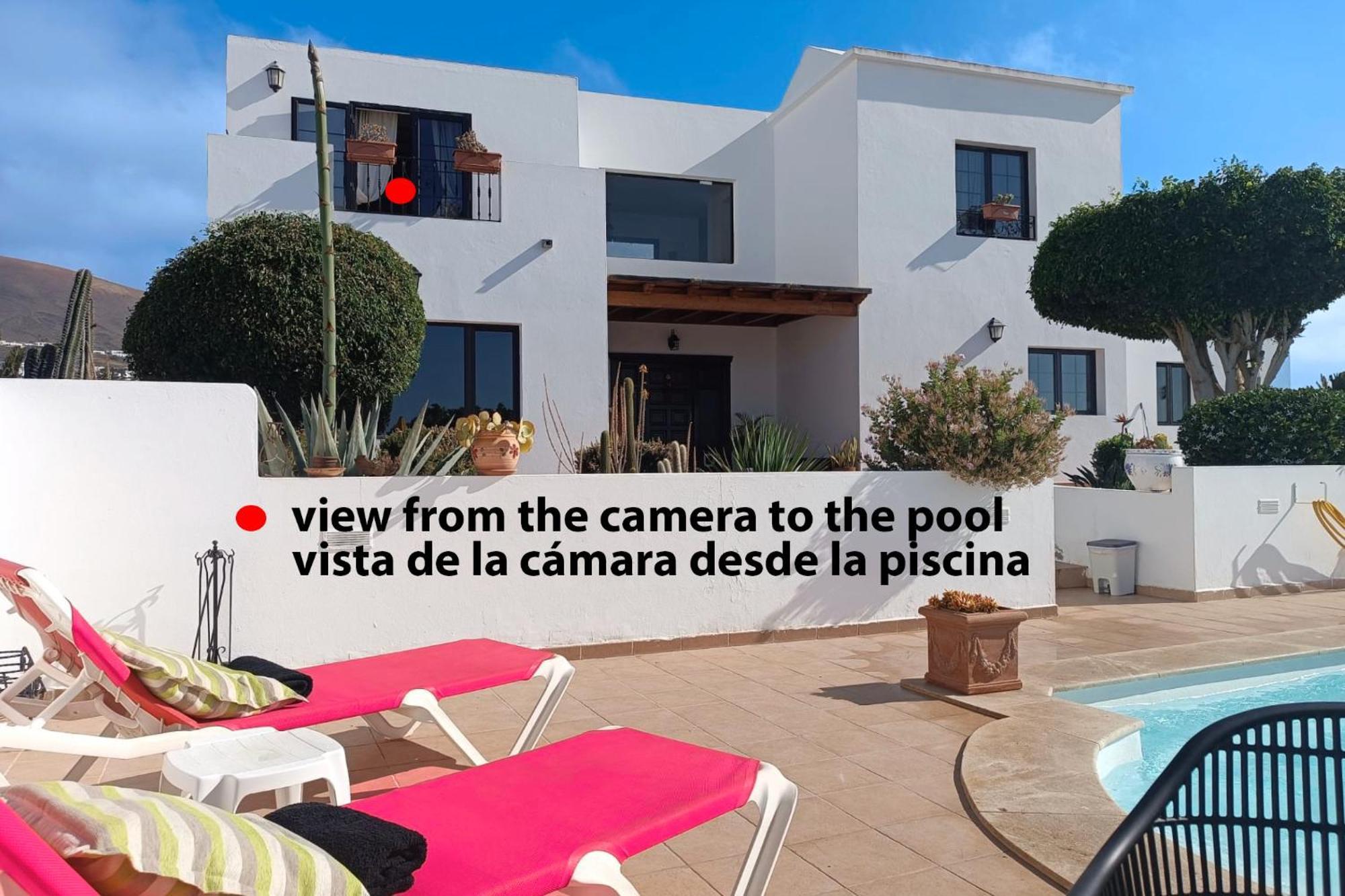 Elvira Hotel Tias Bagian luar foto